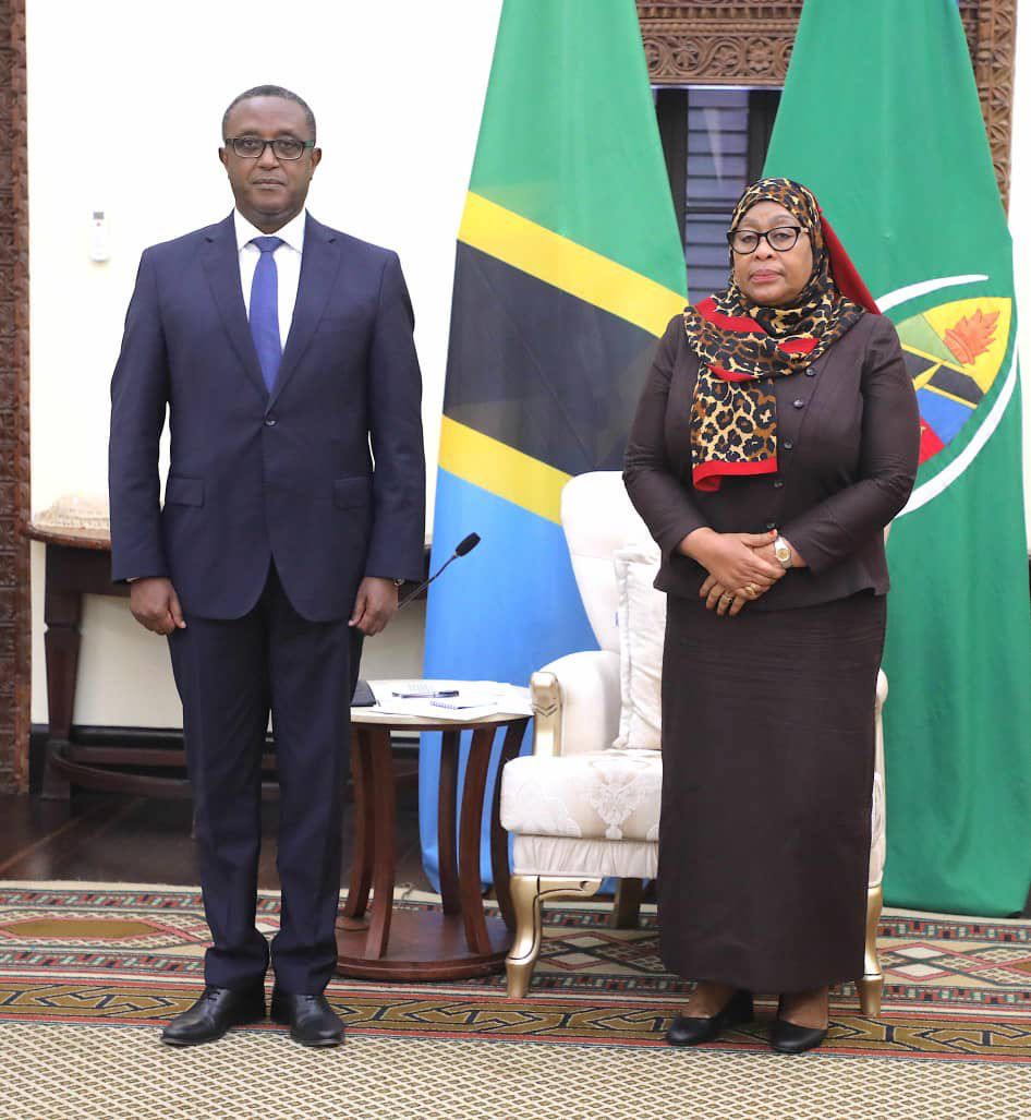 Perezida Kagame Yongeye Koherereza Ubutumwa Madamu Samia Suluhu Wa ...