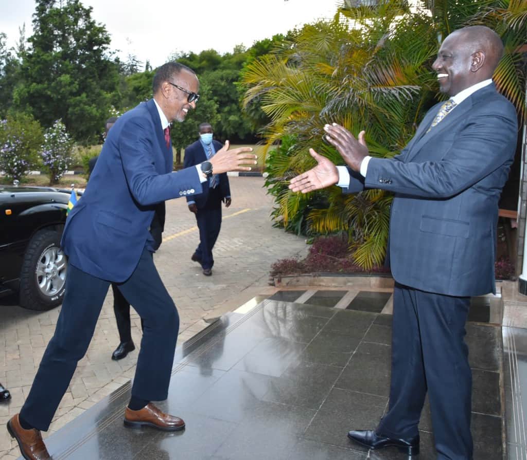 Perezida Kagame Muri Kenya Yakiranywe Ubwuzu Na William Ruto (AMAFOTO ...