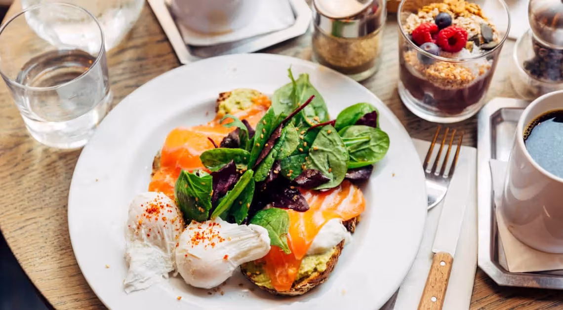 Easy foods that help your brain stay healthy and active