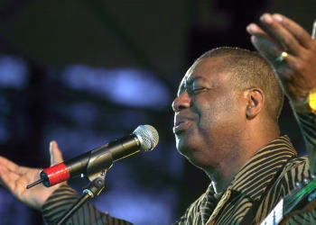 Umunyamerika Ron Kenoly wamamaye mu muziki wa Gospel yitabye Imana